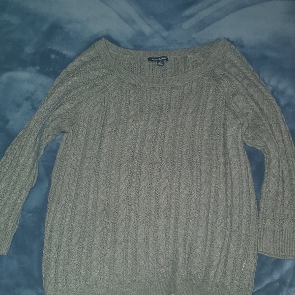 American Eagle Outfitters Sweaters - 🎉SALE 3/$10 American Eagle sweater